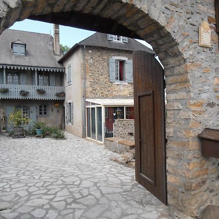 Gite Tuyaret Oloron-Sainte-Marie Esterno foto